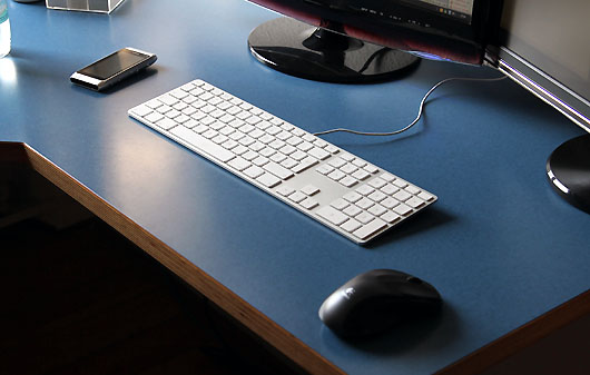Apple Tastatur auf dem Schreibtisch